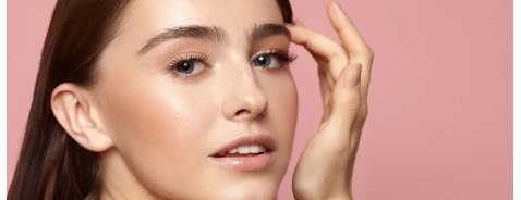 Minimal make-up: le caratteristiche del trucco minimalista Minimal make-up: le caratteristiche del trucco minimalista