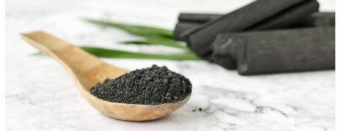 Carbone vegetale: a cosa serve, quando prenderlo e i benefici Carbone vegetale: a cosa serve, quando prenderlo e i benefici
