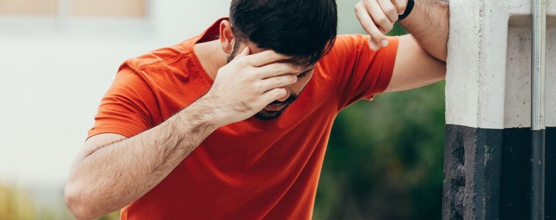 Vertigini da cervicale: sintomi, rimedi e quanto durano