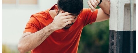 Vertigini da cervicale: sintomi, rimedi e quanto durano Vertigini da cervicale: sintomi, rimedi e quanto durano