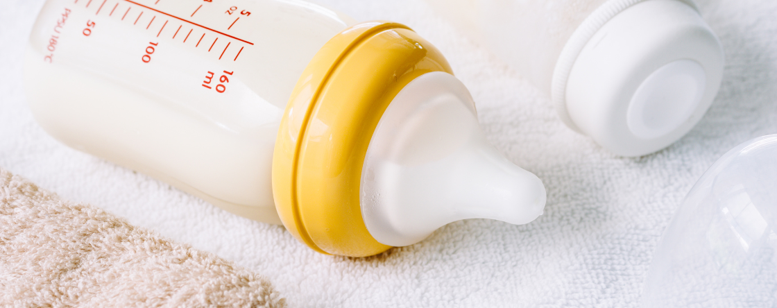 Latte artificiale neonato: meglio liquido o in polvere?