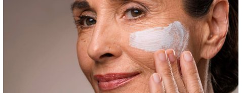 Primer viso per pelli mature: i nostri consigli Primer viso per pelli mature: i nostri consigli