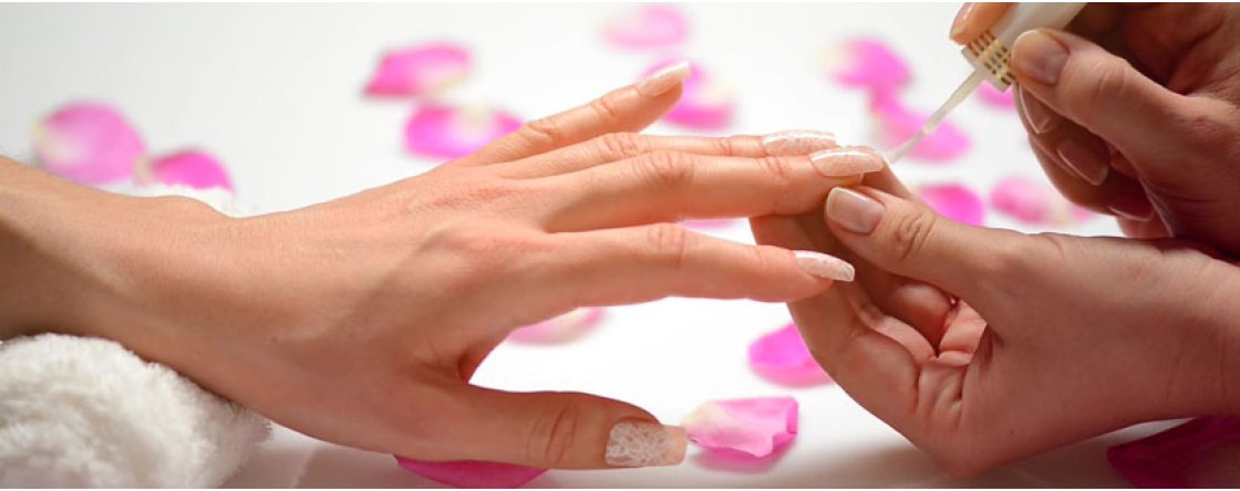 Il benessere delle mani passa attraverso la Manicure!