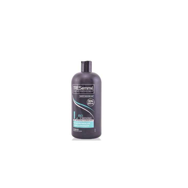 Tresemm&eacute; Shampoo Smooth & Silky 900 ml
